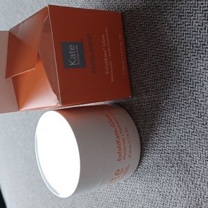 NIB EXFOLIKATE GLOW MOISTURIZER